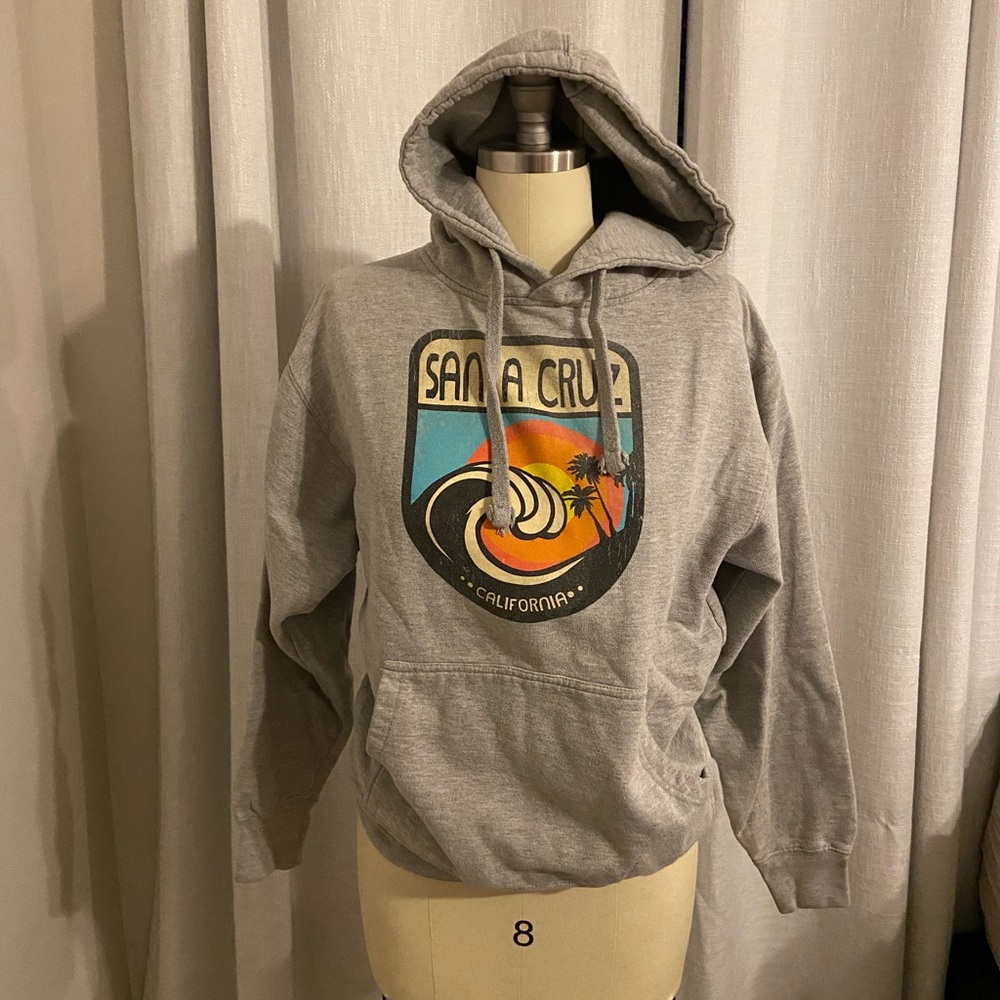 Santa Cruz gray graphic sweater hoodie